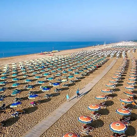 Gracious Flat With A Big Terrace In Hotel Bibione