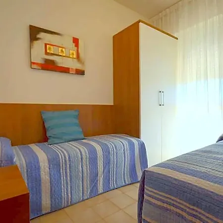 Gracious Flat With A Big Terrace In 3* Bibione